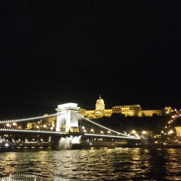 Budapeštas, Karališkasis tiltas