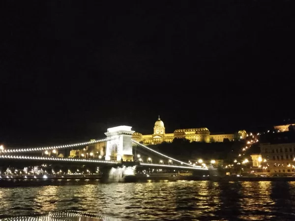 Budapeštas, Karališkasis tiltas